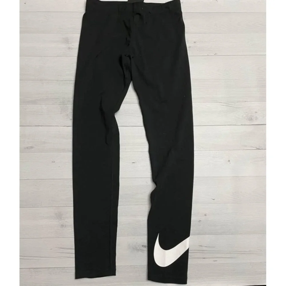 Nike girls black swoosh leggings tight fit youth XL‎ NEW